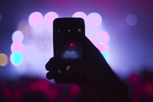 How to Use Facebook Live to Engage Your Fans